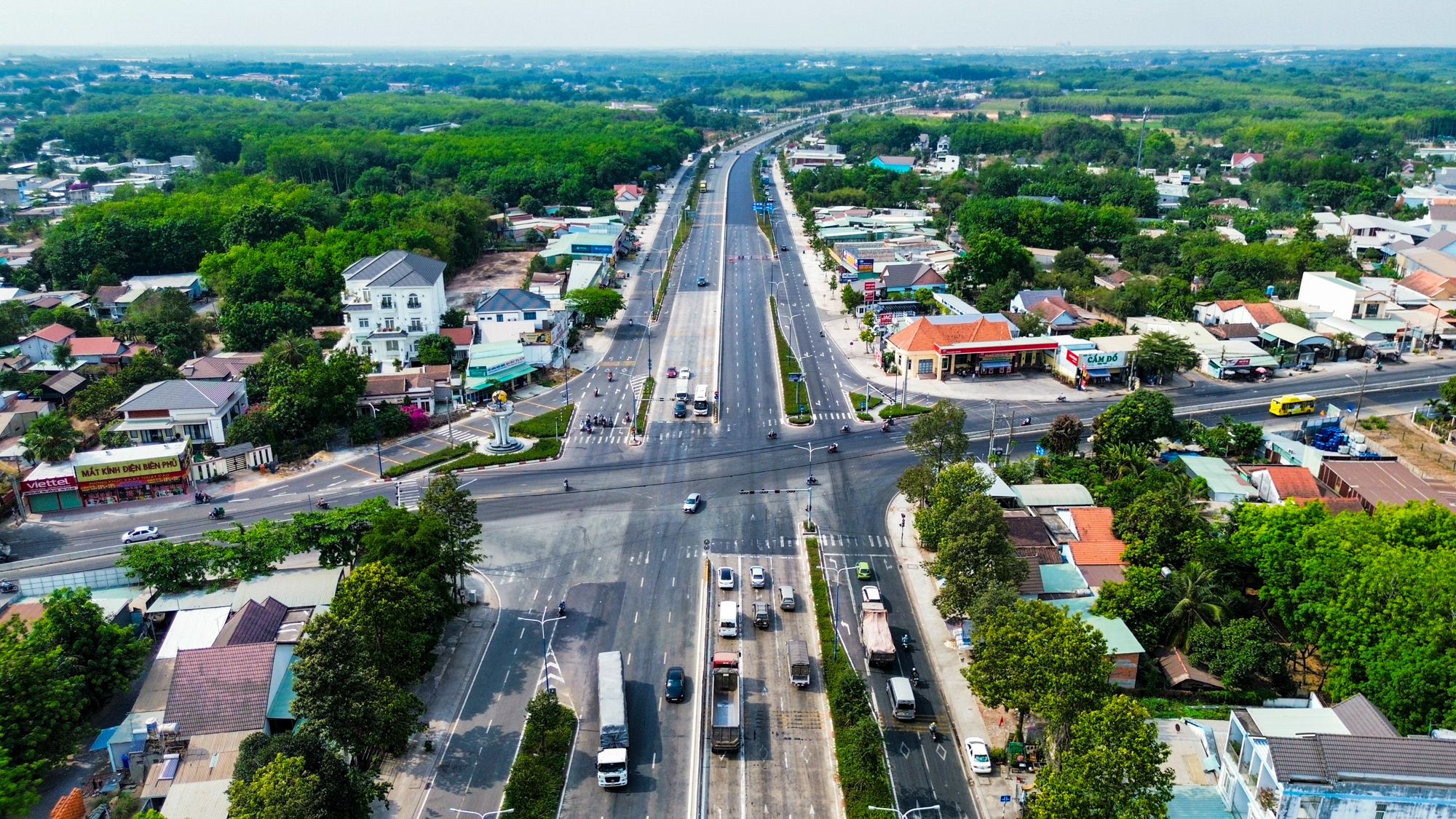 Chiêm ngưỡng Mỹ Phước Tân Vạn phong cách Bình Dương: rộng gấp gần 4 lần cao tốc Bắc – Nam, quy mô 10 làn xe, đẹp như dải lụa 10